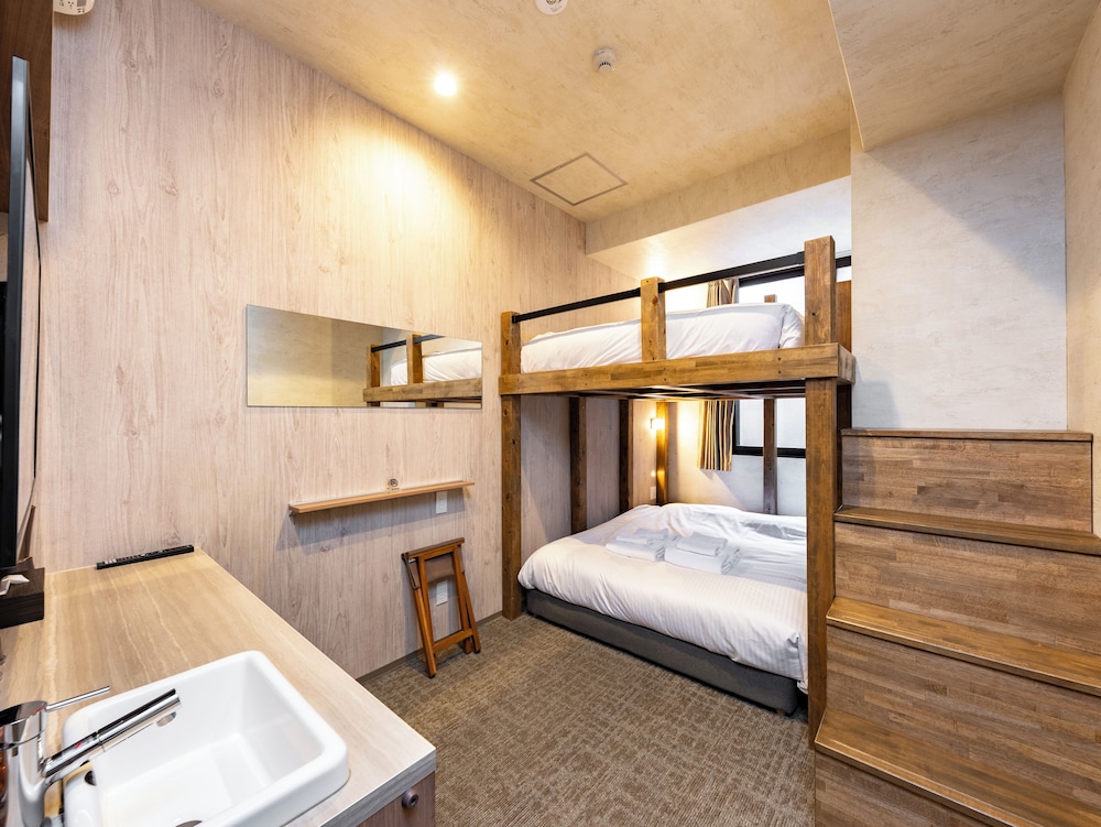 WELLSTAY 難波 大阪