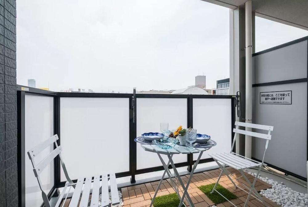 SEASIDE ROOM NAMBA 大阪