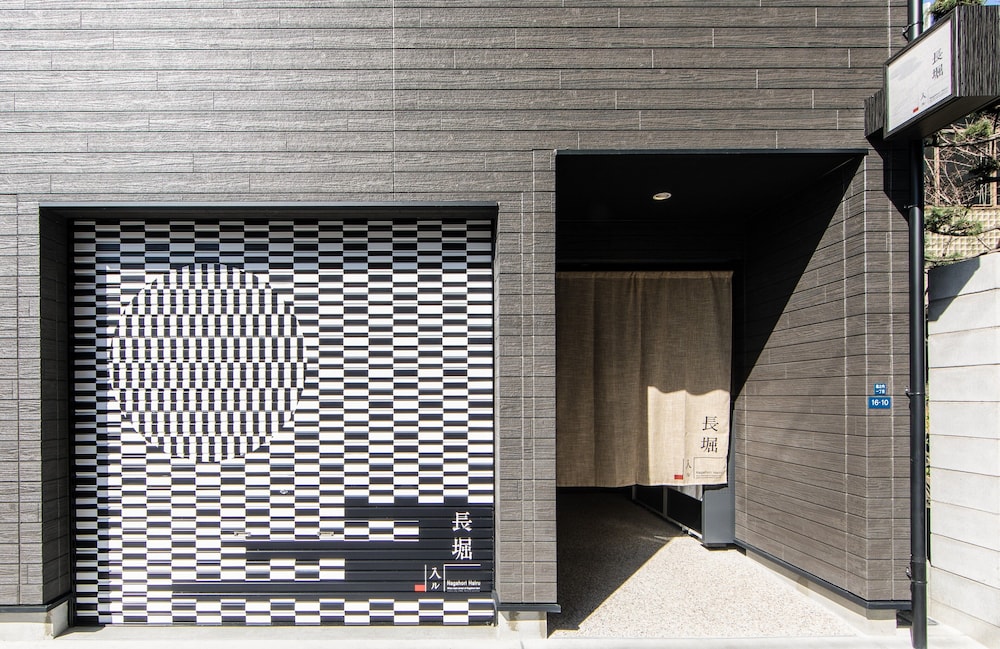NAGAHORI HAIRU DOTONBORI CONDO 大阪