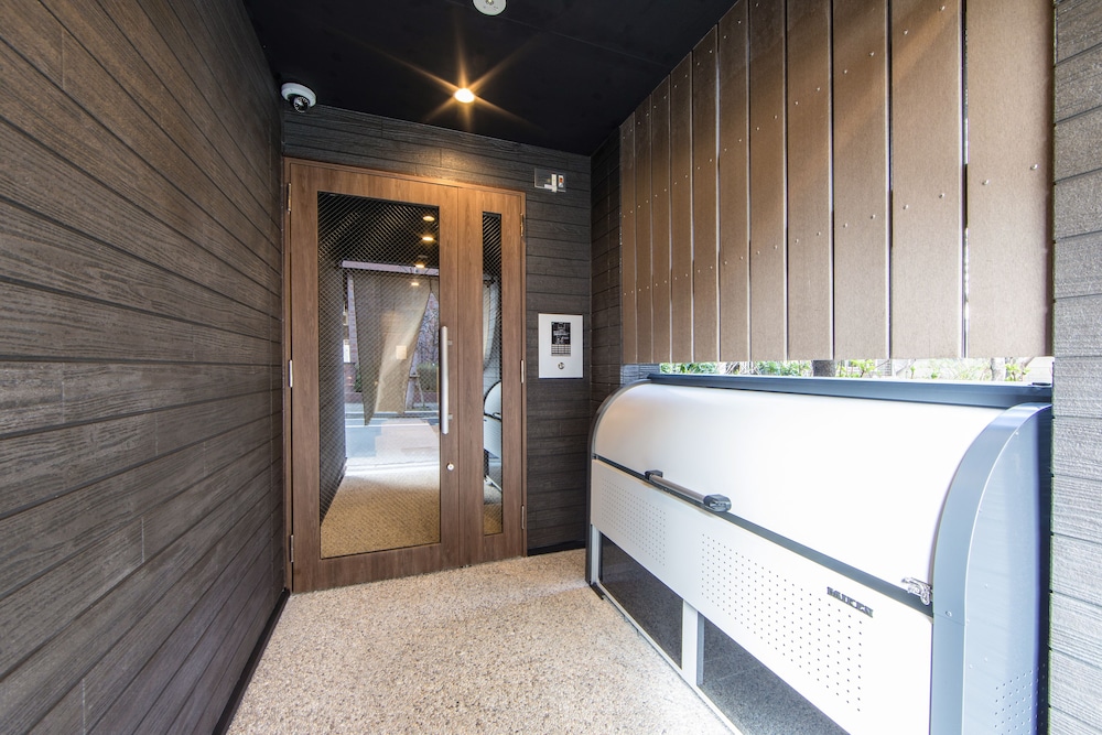NAGAHORI HAIRU DOTONBORI CONDO 大阪