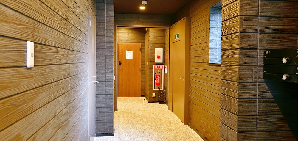 NAGAHORI HAIRU DOTONBORI CONDO 大阪
