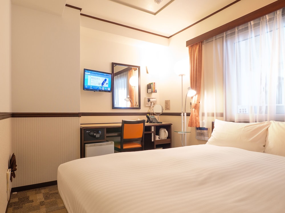 東横 INN 新大阪中央口本館 大阪