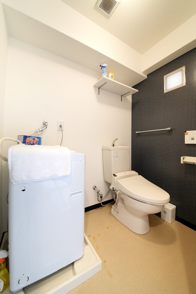BLUE BEE TAMATUKURI 301 大阪