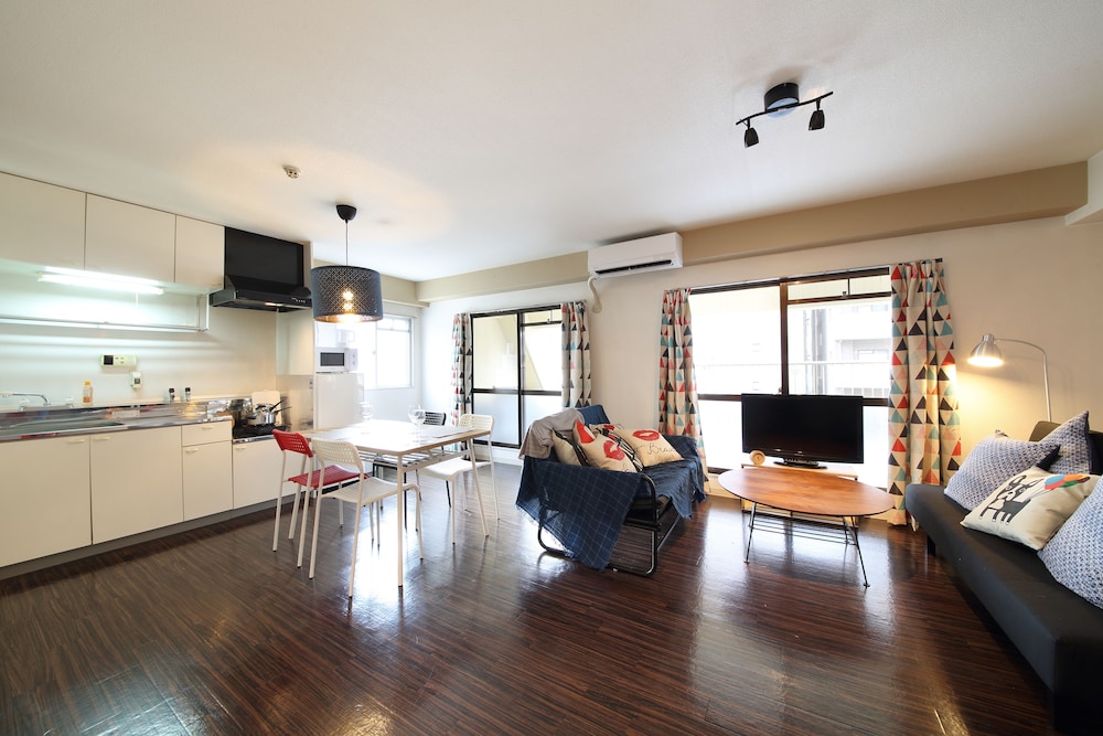 STUDIO MINAMISENBA 803 大阪