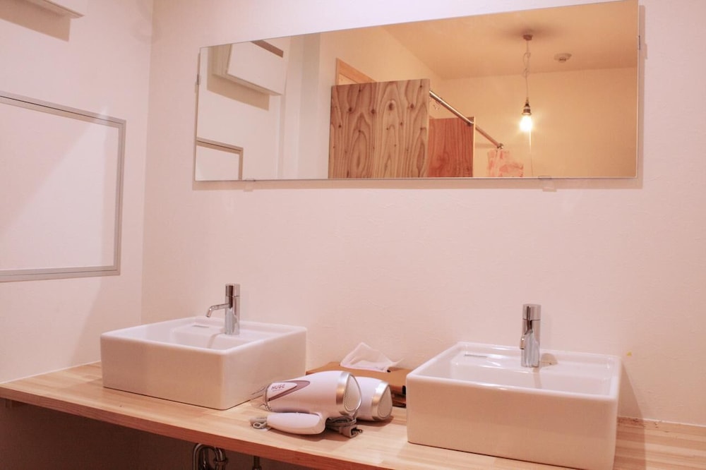 SAKURAGWA SCALENE HOSTEL 大阪