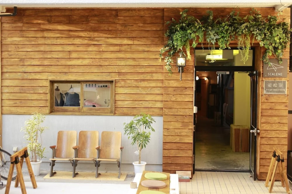 SAKURAGWA SCALENE HOSTEL 大阪