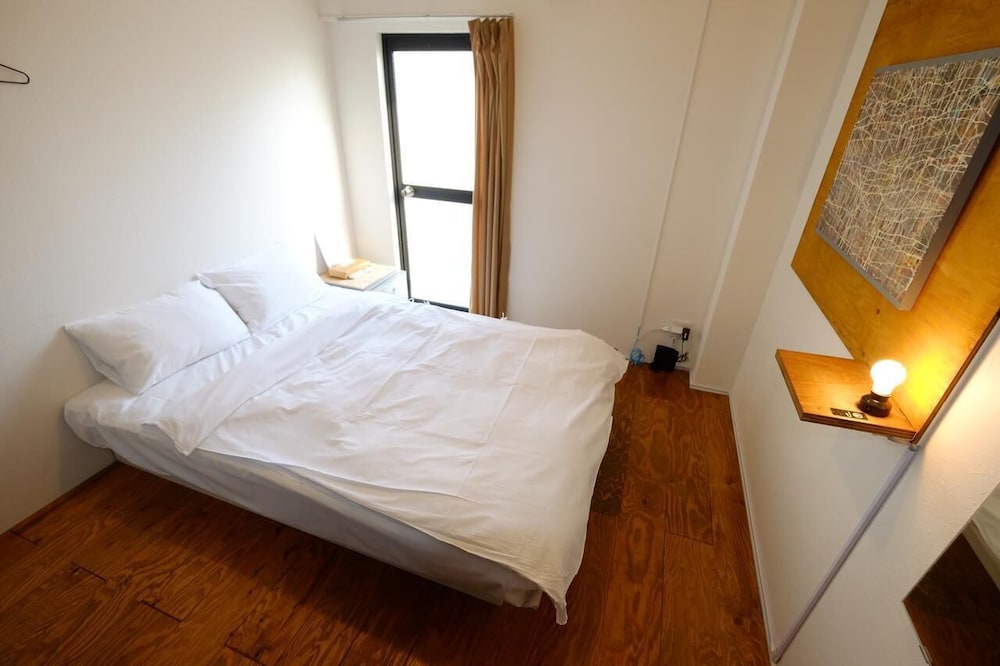 SAKURAGWA SCALENE HOSTEL 大阪