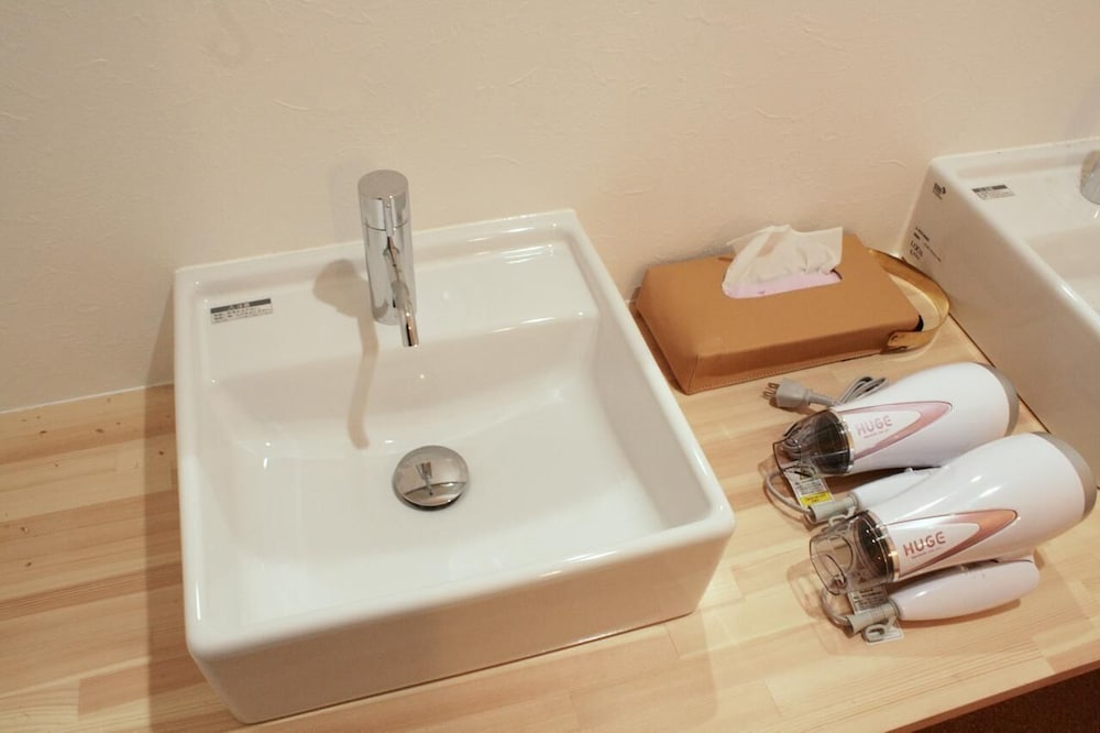 SAKURAGWA SCALENE HOSTEL 大阪