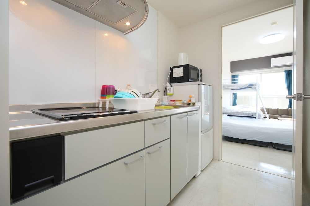 COZY INN NANIWA 大阪