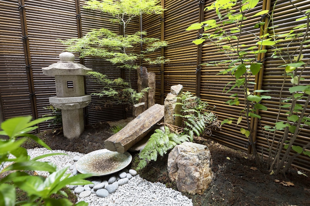 白樺の宿 芦原 大阪
