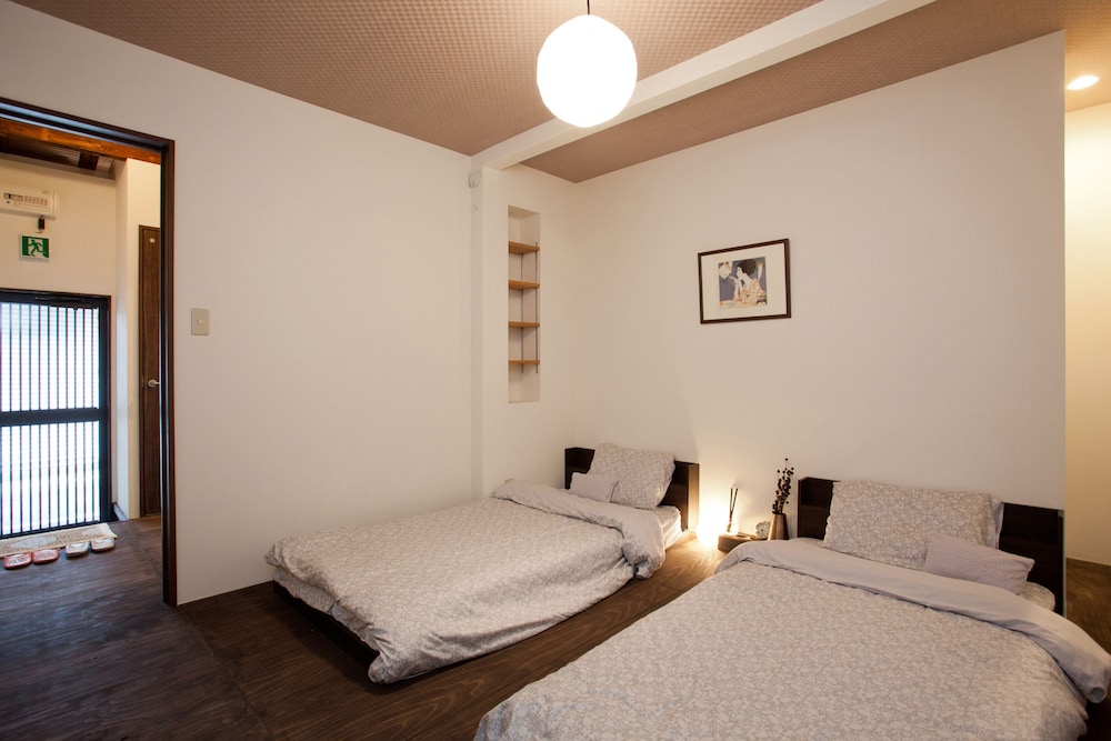 ゲストハウス黒船屋 大阪