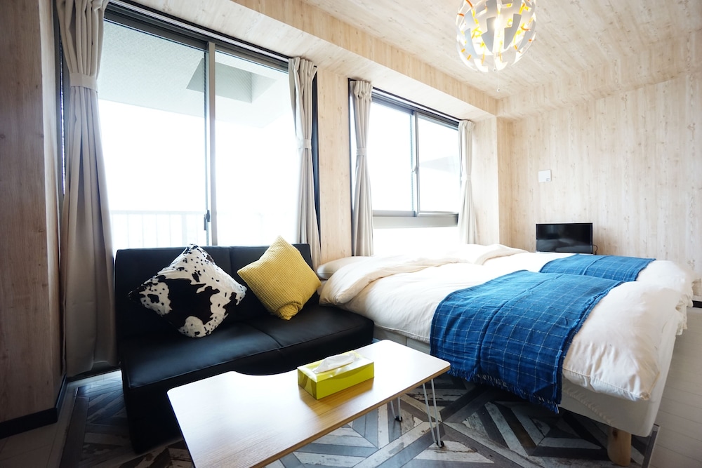 TERRY'S APARTMENT NAMBA SOUTH VI AD06A 大阪