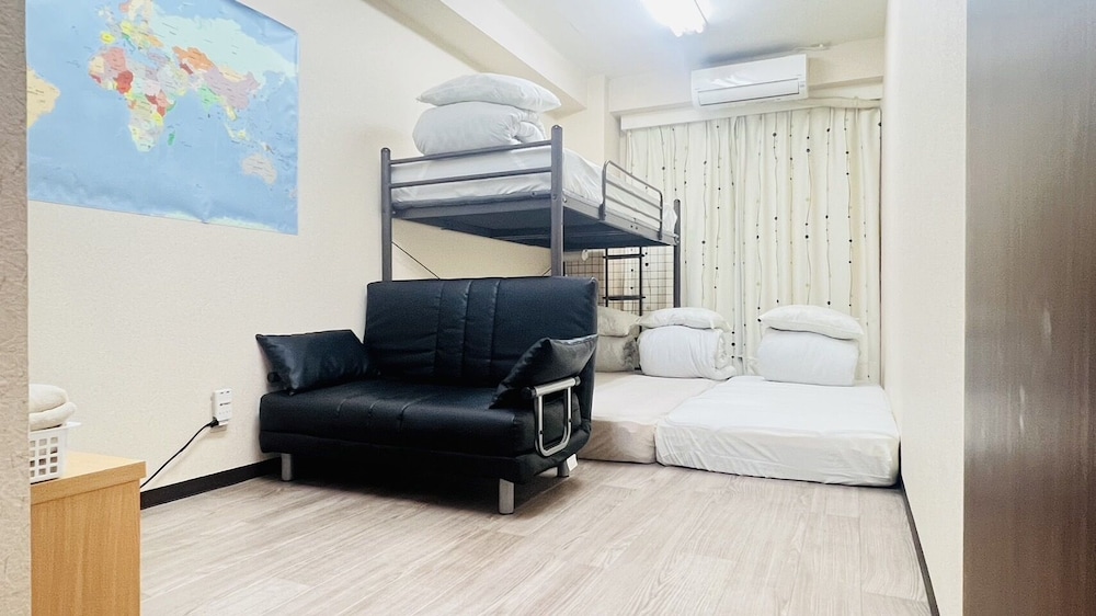 GUEST HOUSE B'S FIVEⅡ 大阪