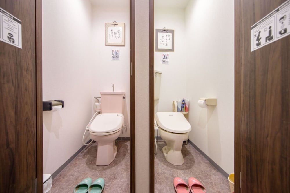 GUEST HOUSE B'S FIVEⅡ 大阪