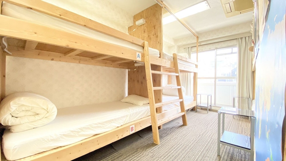 GUEST HOUSE B'S FIVEⅡ 大阪