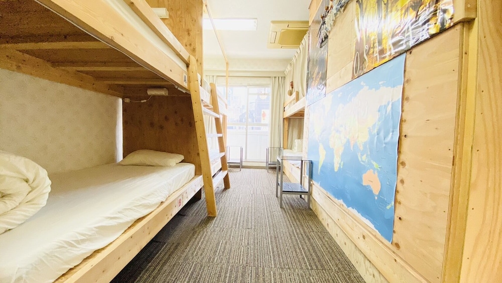 GUEST HOUSE B'S FIVEⅡ 大阪