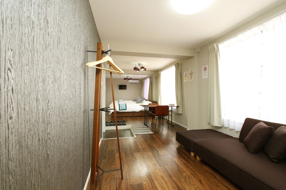 H2O STAY NAMBA VII 大阪