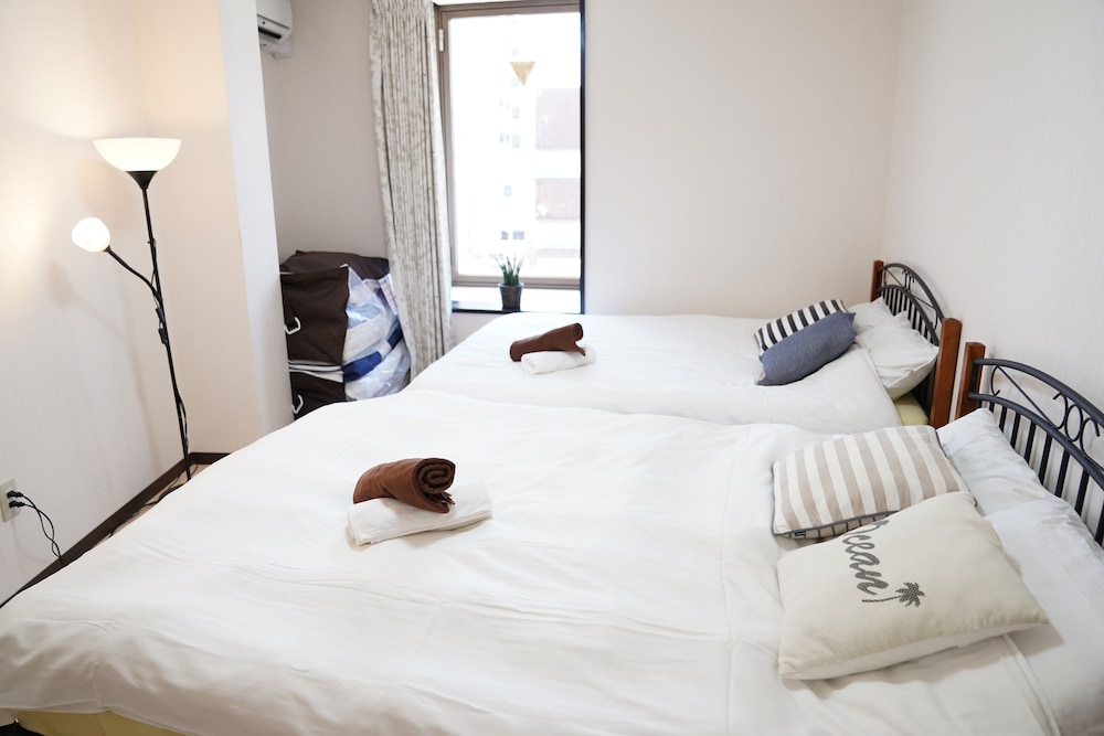 METRO HANAZONOCHO APARTMENT 2 大阪
