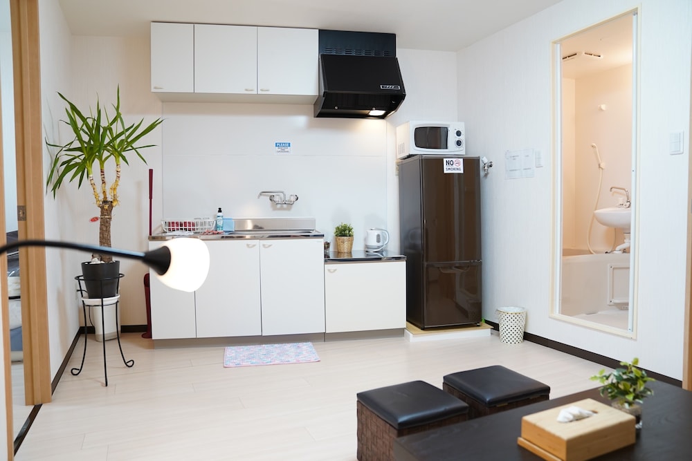 METRO HANAZONOCHO APARTMENT 2 大阪