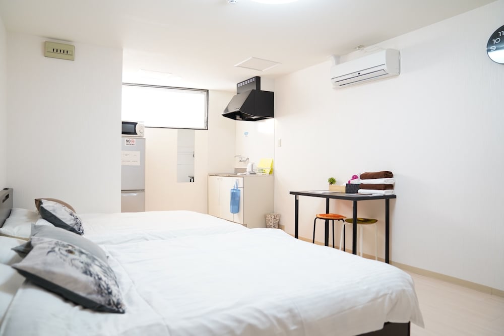METRO HANAZONOCHO APARTMENT 2 大阪