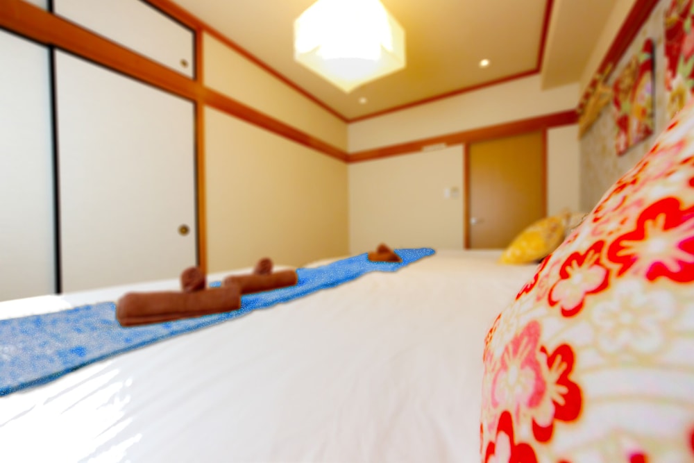 COZY & CLEAN FAMILY APT TSUTENKAKU TOWER FRONT 大阪