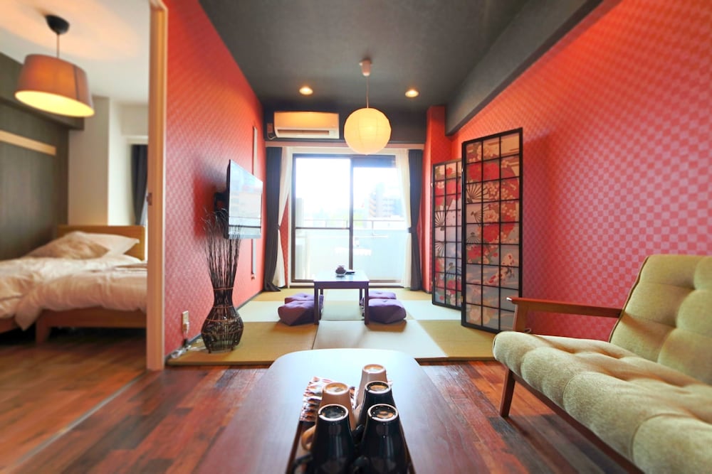 COZY & CLEAN FAMILY APT WITH TATAMI TENJINBASHI 大阪