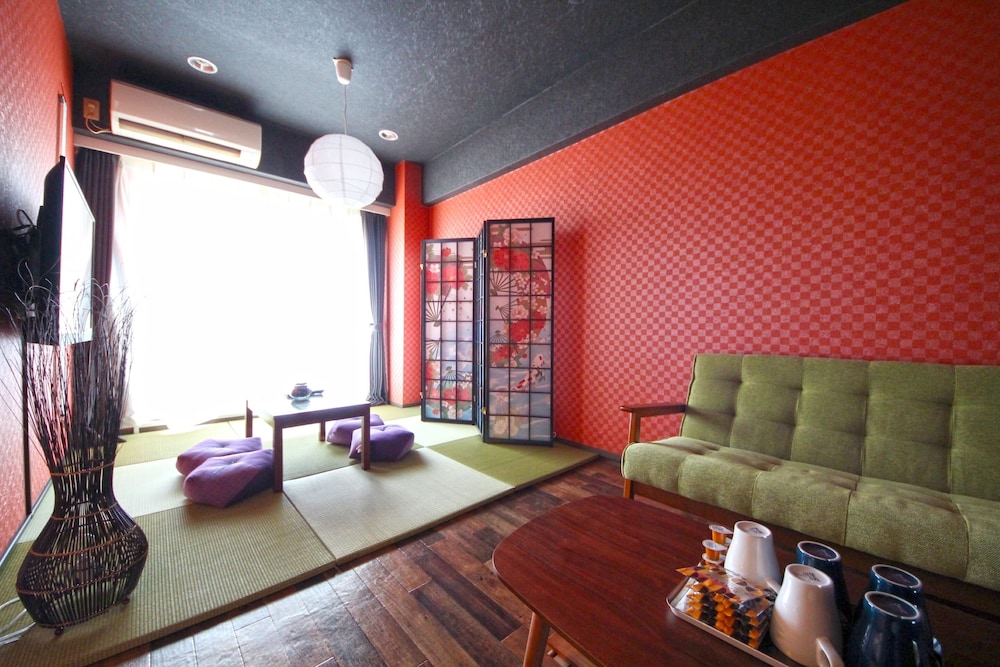 COZY & CLEAN FAMILY APT WITH TATAMI TENJINBASHI 大阪