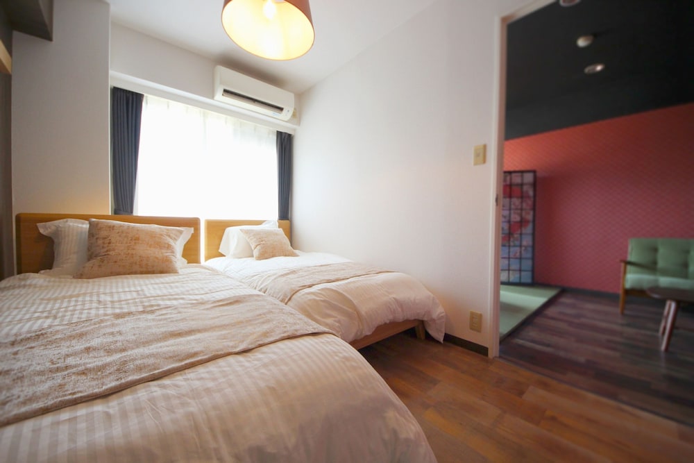 COZY & CLEAN FAMILY APT WITH TATAMI TENJINBASHI 大阪