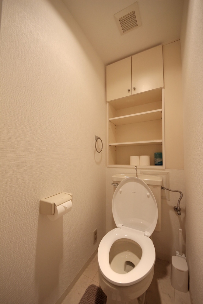 COZY & CLEAN FAMILY APT WITH TATAMI TENJINBASHI 大阪