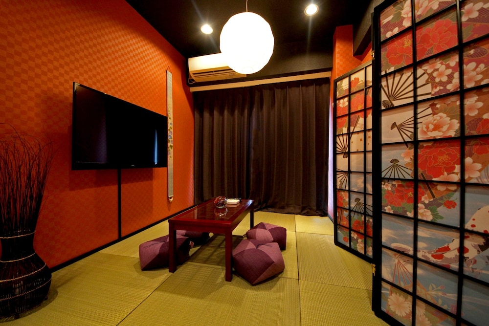 COZY & CLEAN FAMILY APT WITH TATAMI TENJINBASHI 大阪