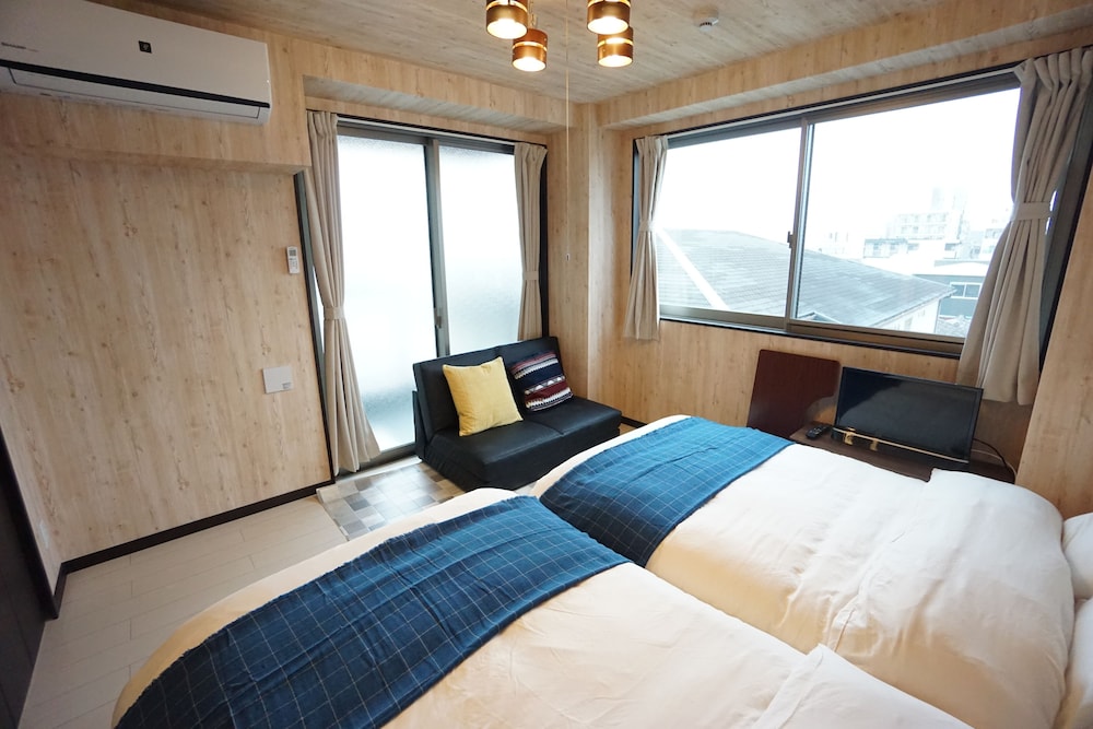TERRY'S APARTMENT NAMBA SOUTH VII AS04A 大阪