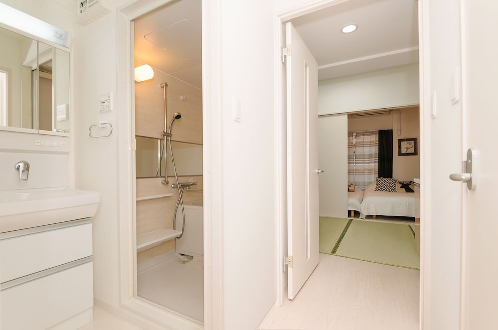 SHINSAIBASHI SUNSHINE APARTMENT 大阪