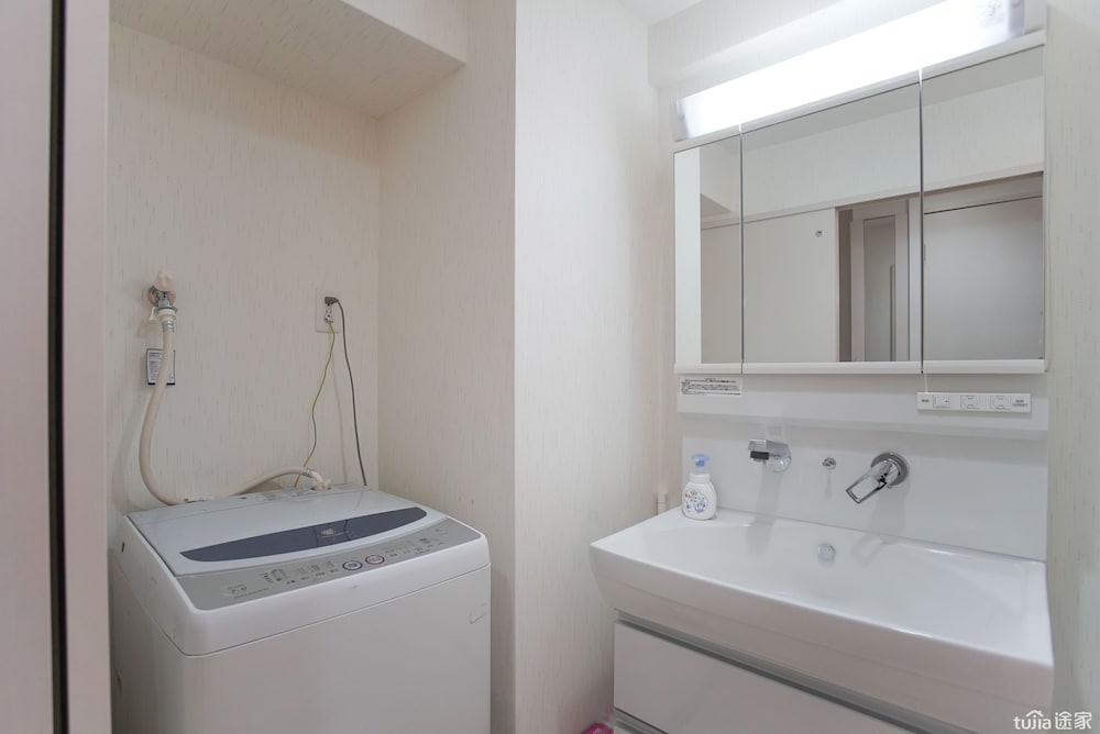 SHINSAIBASHI SUNSHINE APARTMENT 大阪