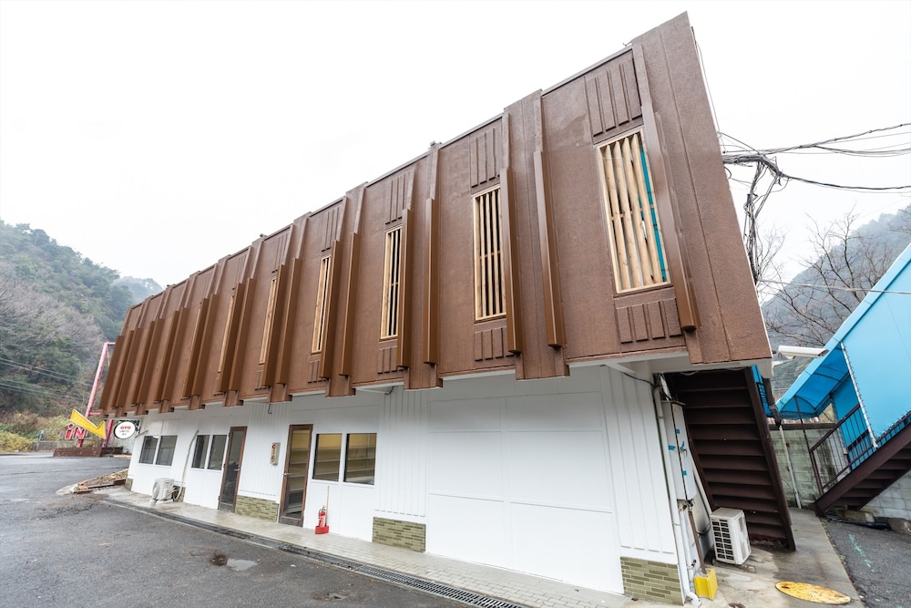 OYO HOTEL TATSUYOSHI OSAKA SENNAN 大阪