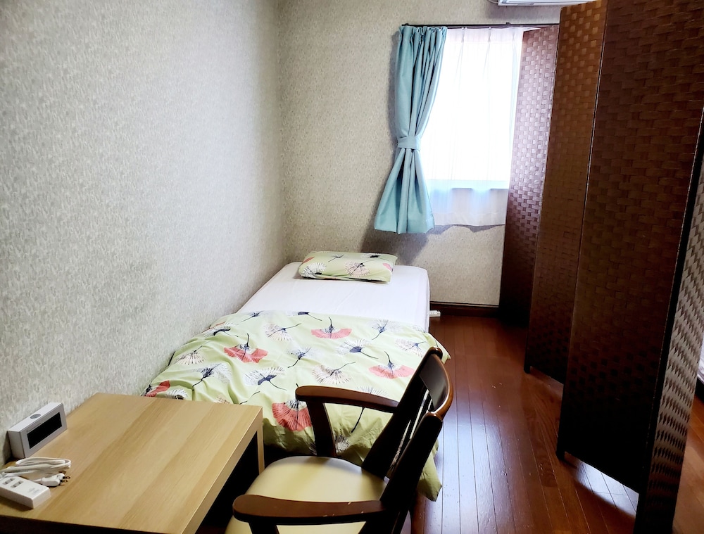 GUESTHOUSE IVY 大阪