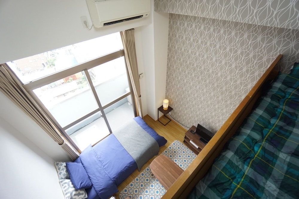 TERRY'S APARTMENT NAMBA SOUTH III H09A 大阪