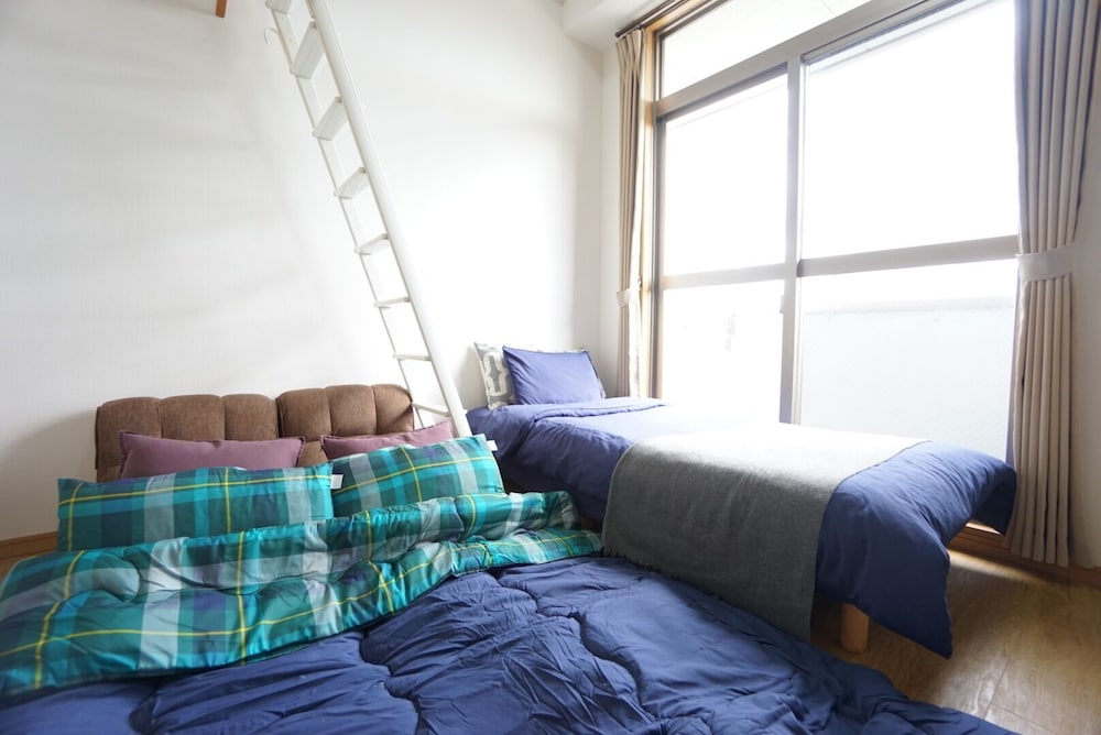 TERRY'S APARTMENT NAMBA SOUTH III H09A 大阪