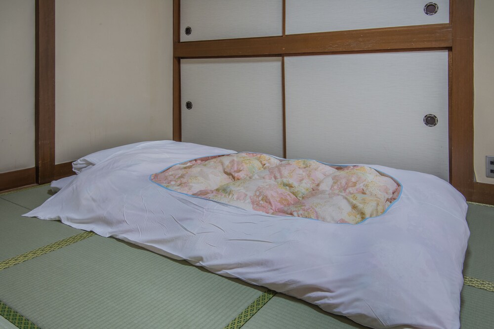 かねよし旅館 大阪