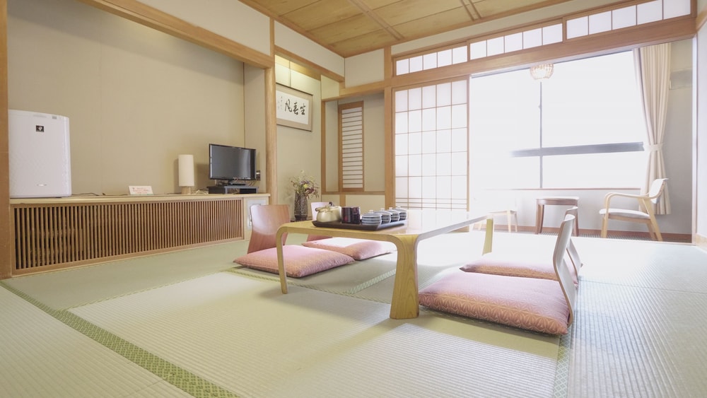 かねよし旅館 大阪