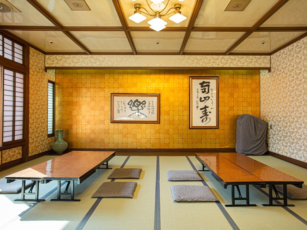かねよし旅館 大阪