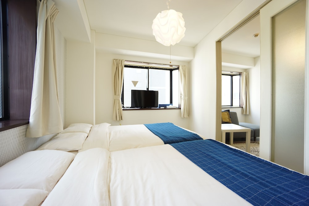 TERRY'S APARTMENT NAMBA I G04E 大阪