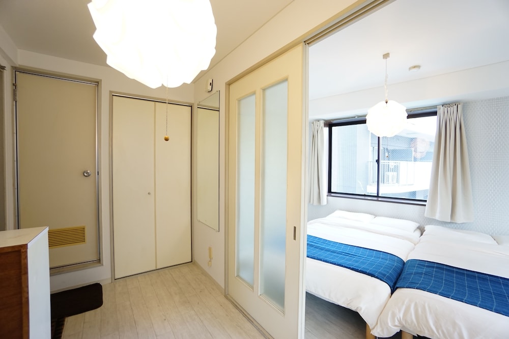 TERRY'S APARTMENT NAMBA I G04E 大阪