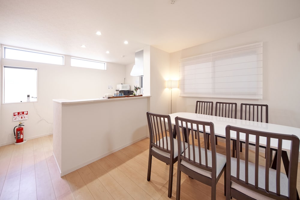 NEIHAN YAKYO HOUSE 大阪