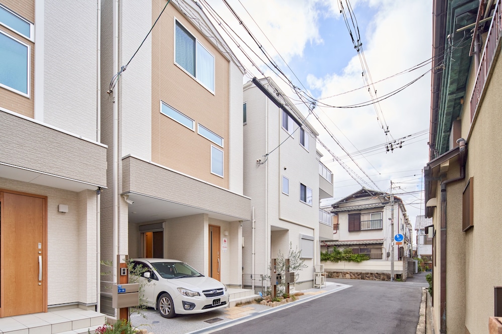 NEIHAN YAKYO HOUSE 大阪