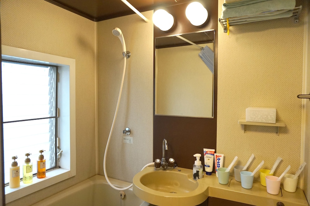 GUEST HOUSE HERO 大阪