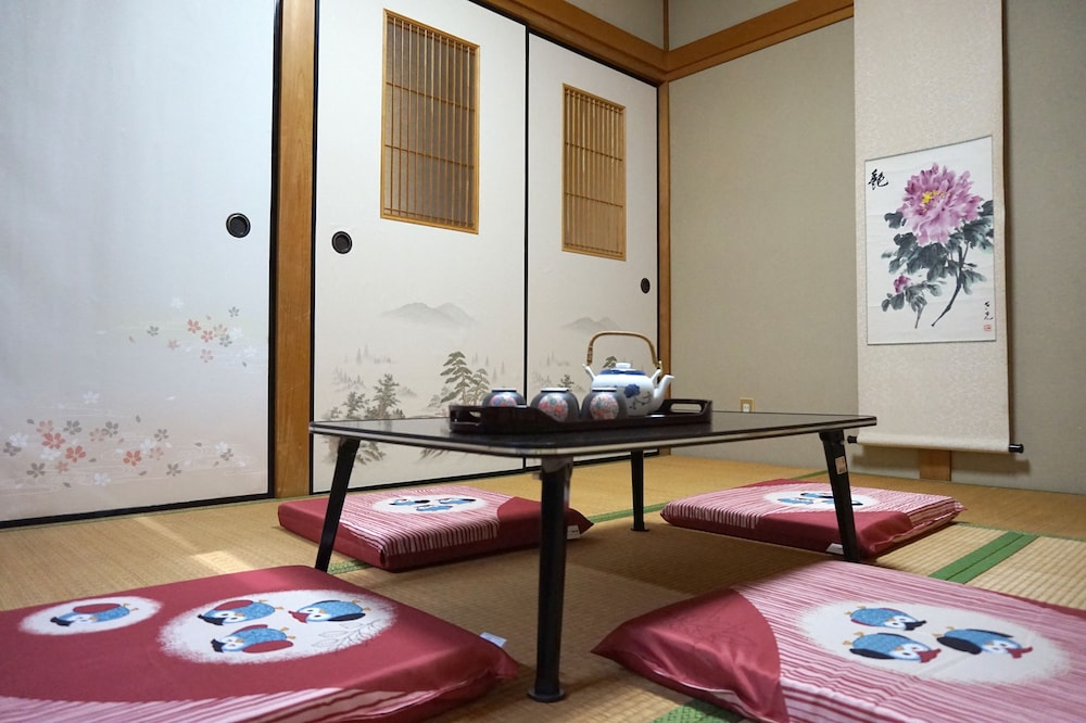GUEST HOUSE HERO 大阪