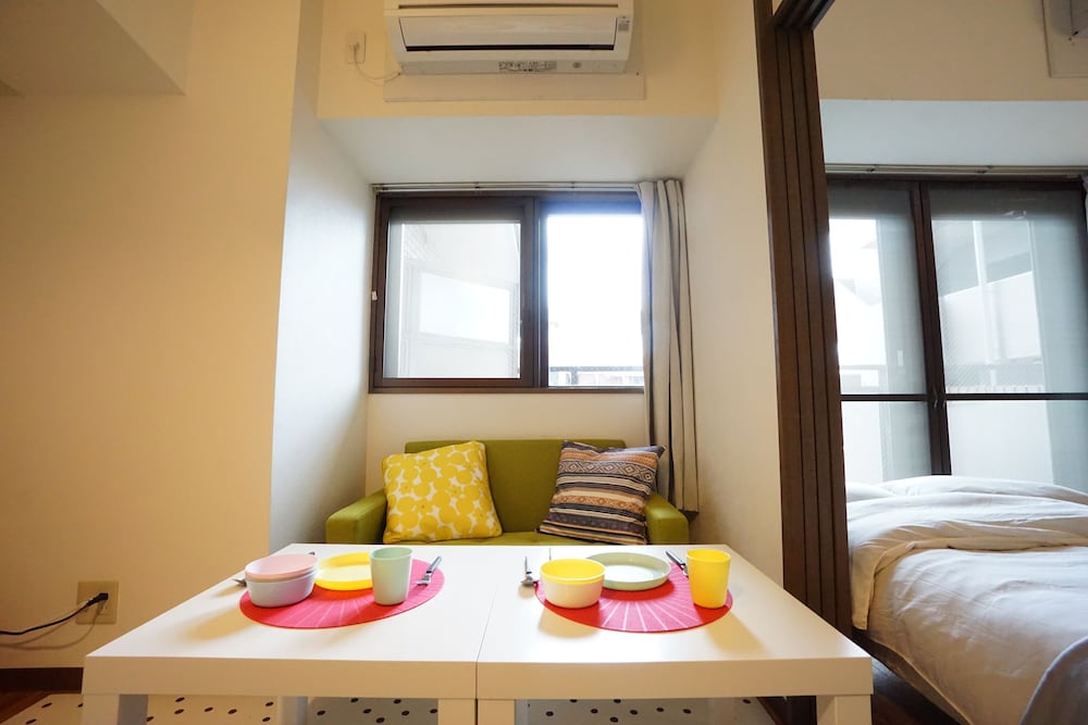 TERRY'S APARTMENT SHINSAIBASHI EAST I G04B 大阪