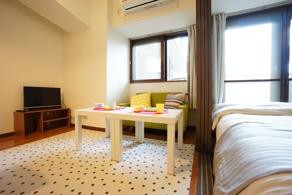 TERRY'S APARTMENT SHINSAIBASHI EAST I G04B 大阪