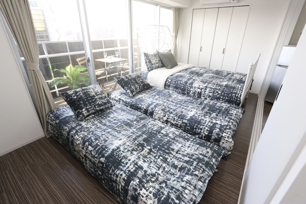 DESIGNER PENTHOUSE NANBA EAST 大阪