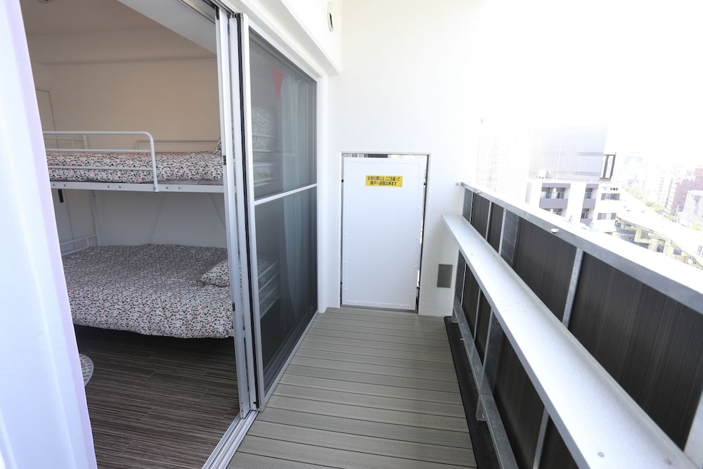 DESIGNER PENTHOUSE NANBA EAST 大阪